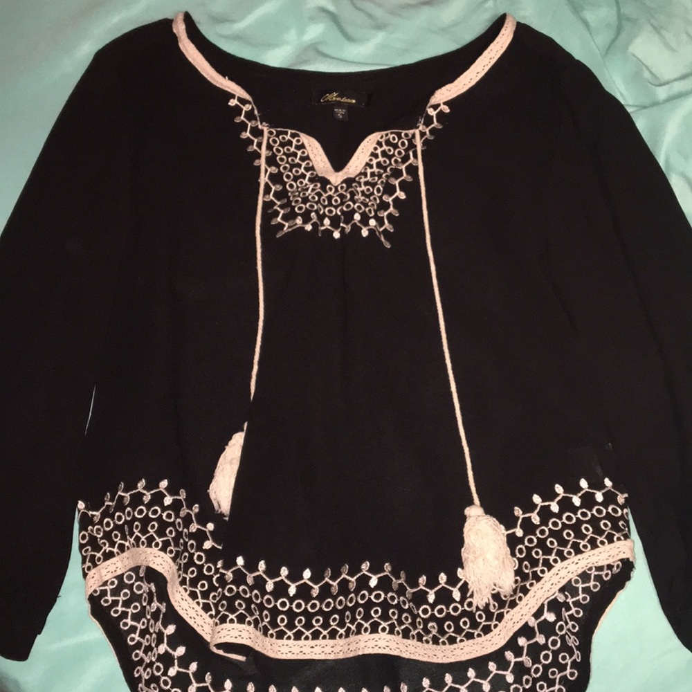 black and white top